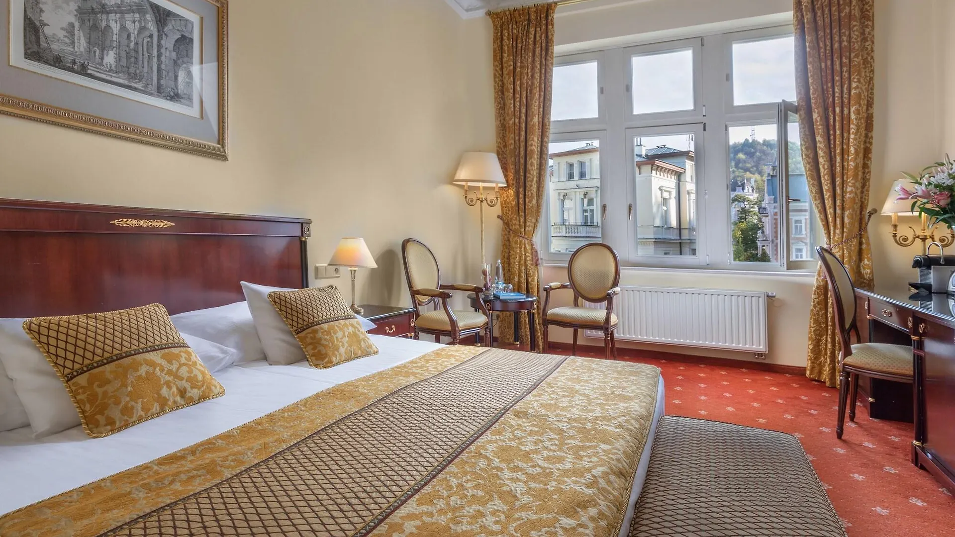 Savoy Westend Hotel Κάρλοβι Βάρι 5*,