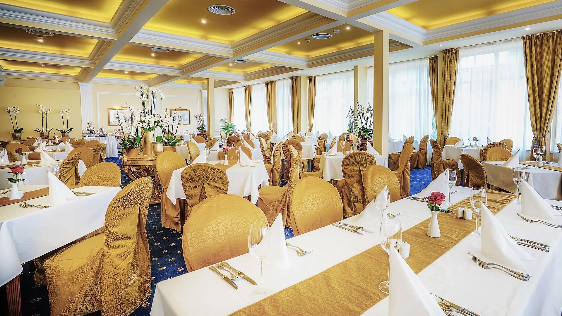 Savoy Westend Hotel Κάρλοβι Βάρι 5*,  Τσεχία