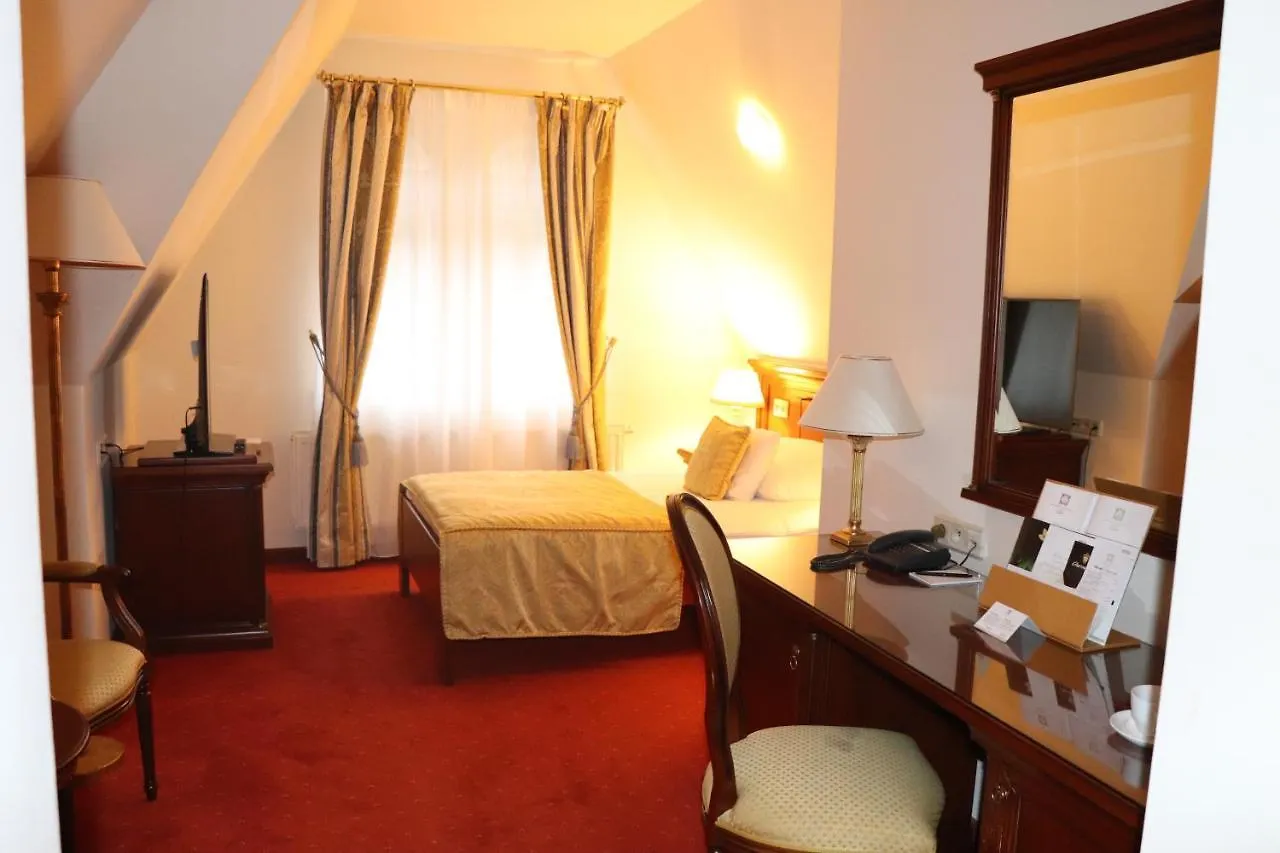 Savoy Westend Hotel Κάρλοβι Βάρι